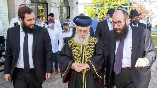 Election des grands rabbins d’Israël. Les séfarades se disputent. Les candidats ashkénazes sont nombreux.
