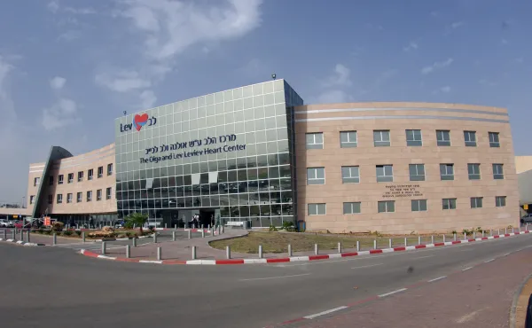 Le centre médical Sheba implante son premier accélérateur d’innovation ARC aux États-Unis.