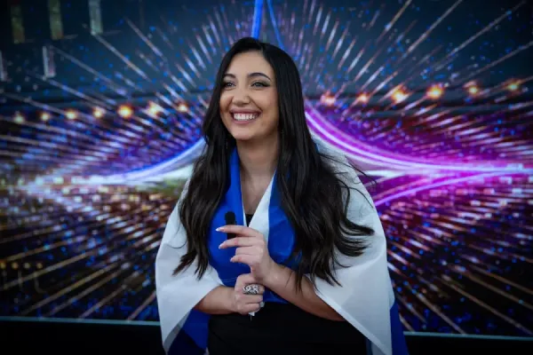 Standing Ovation! Belle deuxième place pour la  chanteuse israélienne Yuval Raphael à l’eurovision.