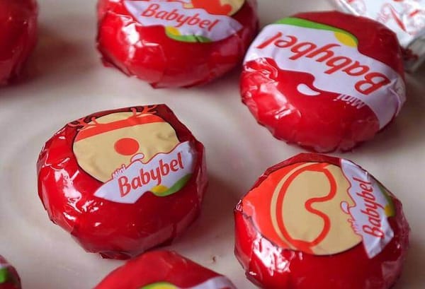 Le Babybel en Israël. Les ventes du célèbre fromage à la coque en cire rouge explosent.