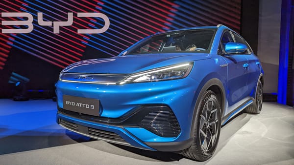 Cadeau du nouvel an. Excellente nouvelle pour les automobilistes : le prix de l’essence est en baisse!