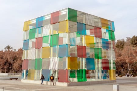 Focus sur un artiste israélien célèbre : Yaacov Agam et son art cinétique.