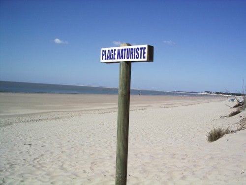 Naturisme sauvage dans l’Etat Hébreu. CNN classe les « Falaises de Drogoth, Mer Morte ».