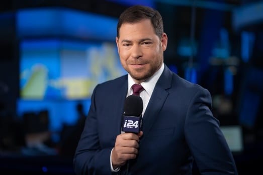 i24 News à Netanya. Benjamin Petrover retrouve ses « Grandes Gueules » en public