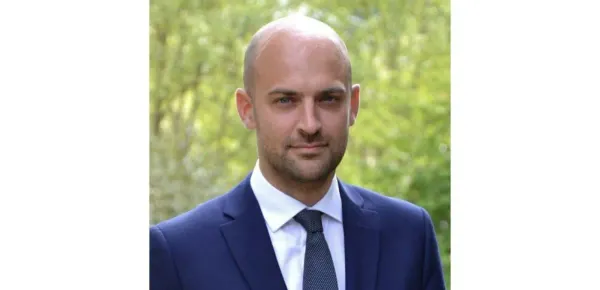 La France: « Les dispositions relatives à l’immunité de poursuites devant la Cour pénale s’appliquent à Bibi Netanyahu ».