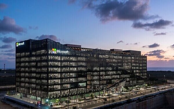 Microsoft va doubler ses effectifs de R&D. Recruter 2 500 employés.