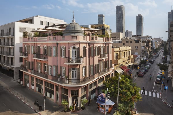 Le légendaire hôtel Nordoy rouvre enfin ses portes au cœur de Tel-Aviv.