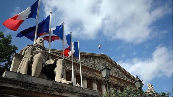 Dans l’indifférence générale, des parlementaires français souhaitent « l’État de Palestine ».